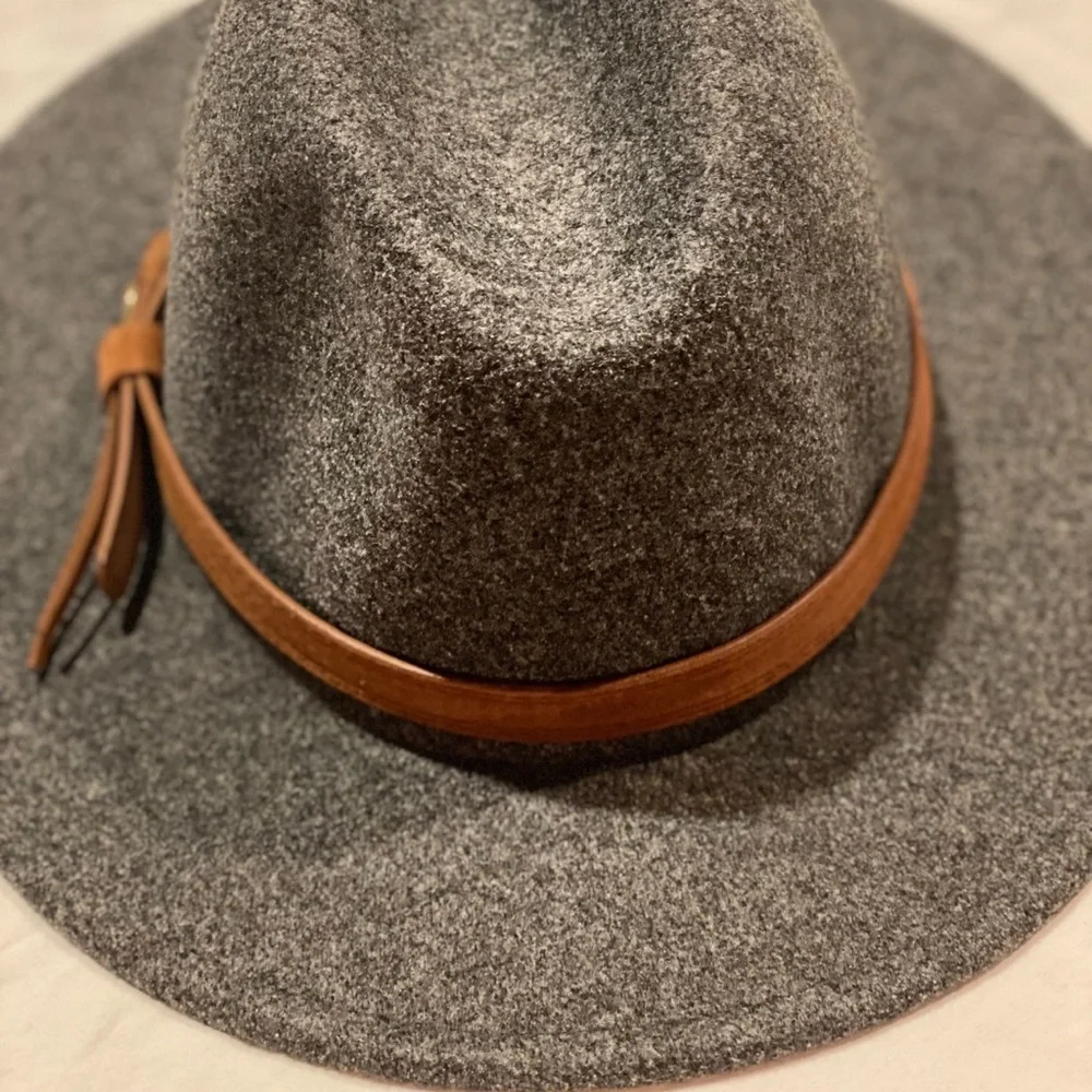 Wool Hat - Picture 4 of 4